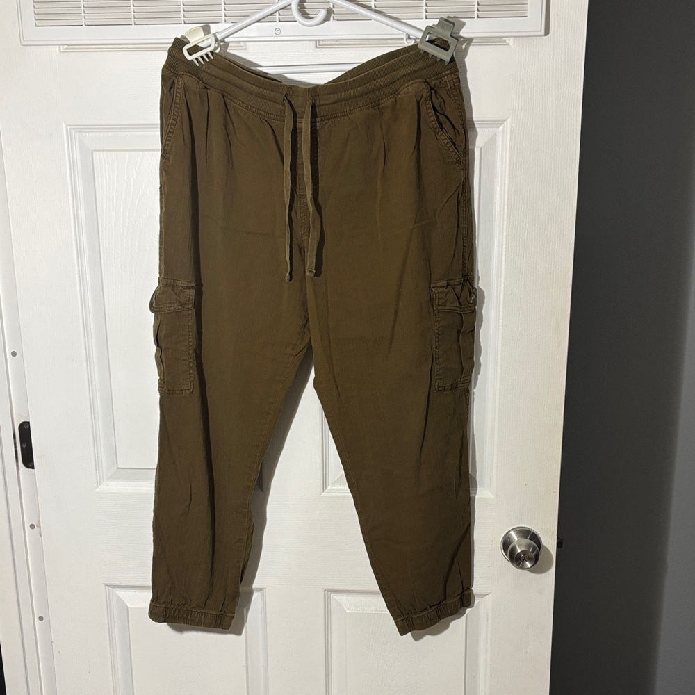 Women’s Brown Cargo Pants
